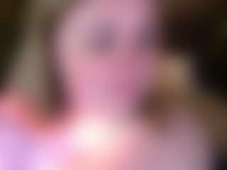 ZaraReign's Live Sex Cam Show