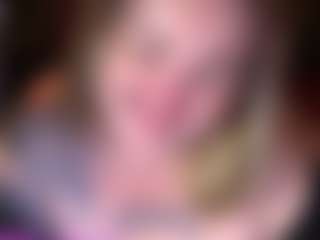 Live cam show with ZaraReign - Squirt on Porn Luv