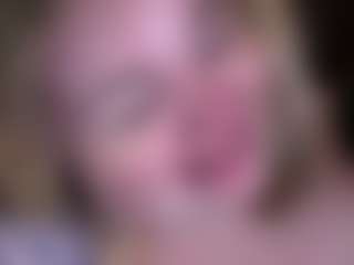 Live cam show with ZaraReign - Public on Mixed Magazine Live