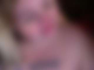 ZaraReign's Live Sex Cam Show