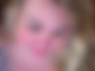 Live cam show with ZaraReign - Green Eyes on https://playwithruby.com