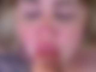 ZaraReign's Live Sex Cam Show