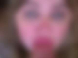ZaraReign's Live Sex Cam Show