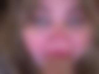 ZaraReign's Live Sex Cam Show