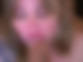 ZaraReign's Live Sex Cam Show