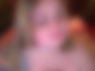 ZaraReign's Live Sex Cam Show