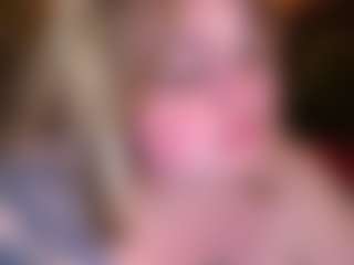 Live cam show with ZaraReign - Green Eyes on Camsoda