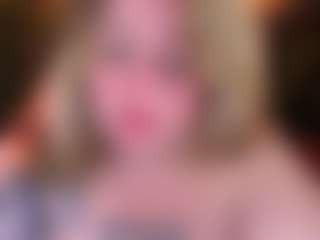 Live cam show with ZaraReign - Thick on Mixed Magazine Live