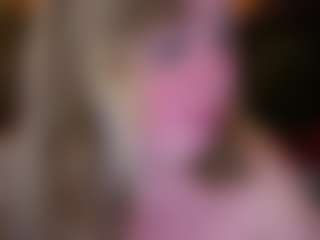 Live cam show with ZaraReign - Bdsm on SxyPornLive