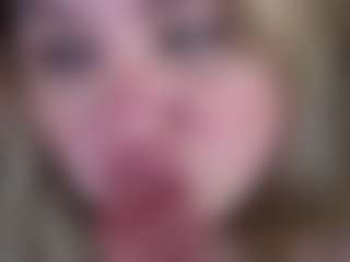 Live cam show with ZaraReign - Thick on live.xbliss.ai