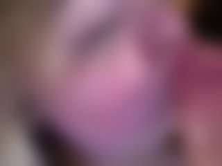 ZaraReign's Live Sex Cam Show