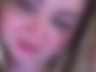 ZaraReign's Live Sex Cam Show
