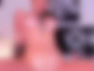 Live cam show with LunaMystyque - Small Tits on 1on1-livenow