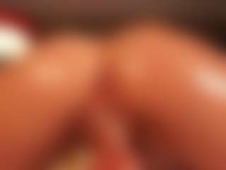 Live cam show with LunaMystyque - Orgasm on CamwithHer