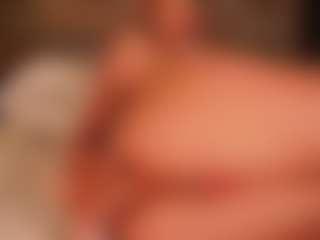 Live cam show with LunaMystyque - Athletic on Streamer API