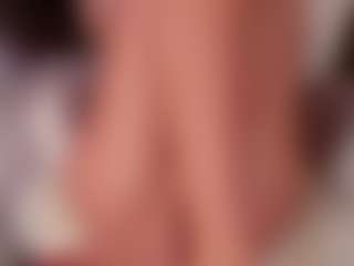 Live cam show with LunaMystyque - Housewife on Dare Cams