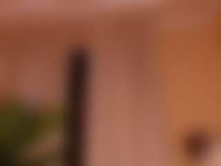 Live cam show with LunaMystyque - White Curvy on Camsoda | united states