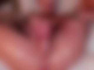 Live cam show with LunaMystyque - Athletic White on StripNow | united states