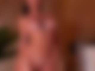 Live cam show with LunaMystyque - Role Play on Camsoda