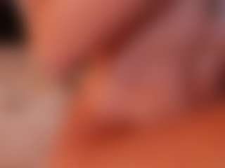 Live cam show with LunaMystyque - Athletic Cum on StripNow