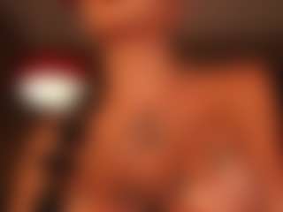 Live cam show with LunaMystyque - Flashing on Camsoda