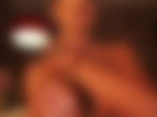 Live cam show with LunaMystyque - White Teen (18+) on CamwithHer | panama