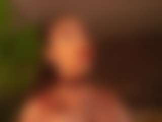 Live cam show with LunaMystyque - Gray Eyes on luckytryst.com