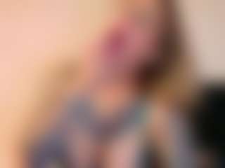 ValerieInk's Live Sex Cam Show