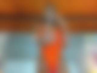 Live cam show with AlmaSaennz - Mature on livesuperchat.net