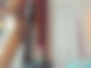 Live cam show with AlmaSaennz - Ebony on TeamSkeetLive | colombia