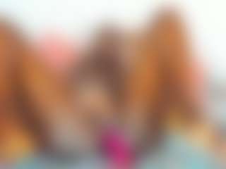 AlmaSaennz's Live Sex Cam Show