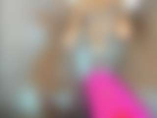 Live cam show with AlmaSaennz - Ebony on Camsoda | colombia