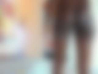 AlmaSaennz's Live Sex Cam Show