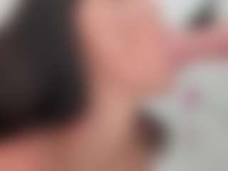 Erikabeee1's Live Sex Cam Show