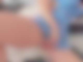 Erikabeee1's Live Sex Cam Show