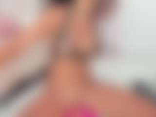Live cam show with Erikabeee1 - Tattoos Lovense on CamClone