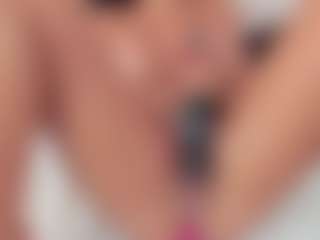 Erikabeee1's Live Sex Cam Show