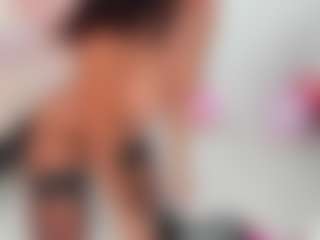 Live cam show with Erikabeee1 - Tattoos on TeamSkeetLive