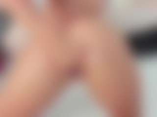 Erikabeee1's Live Sex Cam Show