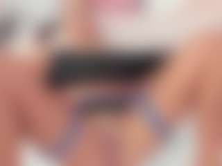 Erikabeee1's Live Sex Cam Show
