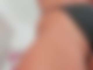 Erikabeee1's Live Sex Cam Show