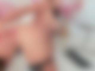 Live cam show with Erikabeee1 - Full Nudity on Fling VIP Chat
