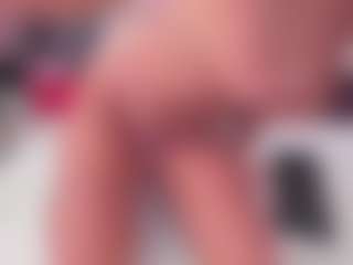 Erikabeee1's Live Sex Cam Show