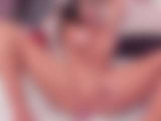 Live cam show with Erikabeee1 - Brown Eyes on Streamer API