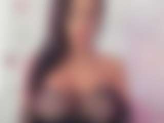 Live cam show with Erikabeee1 - Drinking on pussylord.com