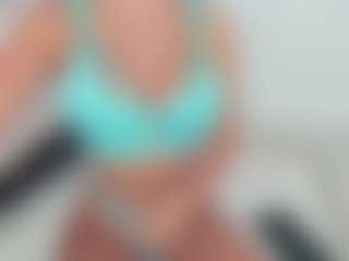 Erikabeee1's Live Sex Cam Show