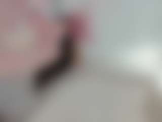 Live cam show with Erikabeee1 - Strip on Streamer API