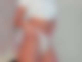 Live cam show with Erikabeee1 - Dildo on fapnchat