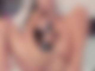 Erikabeee1's Live Sex Cam Show