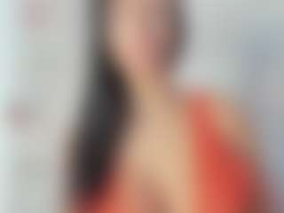 Live cam show with Erikabeee1 - Deepthroat on studioflirtlive.com
